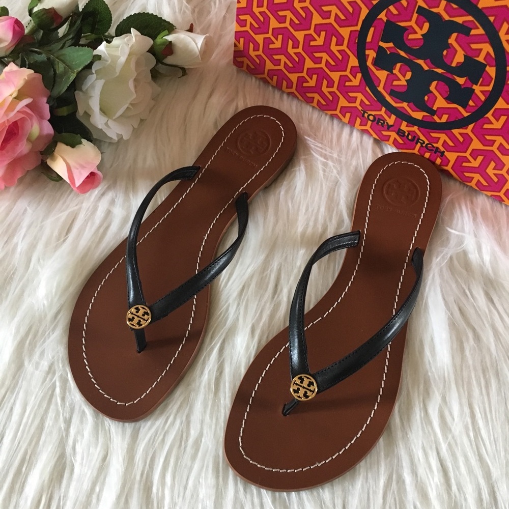 💥LAST ONE 💥🍀💕Tory Burch Terra sandal🍀💕 - Picture 1 of 4